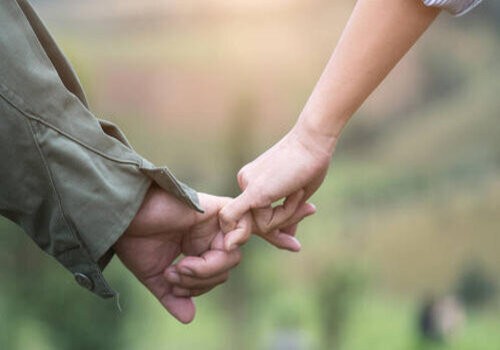 民事立案证据不足一直拖着可以吗